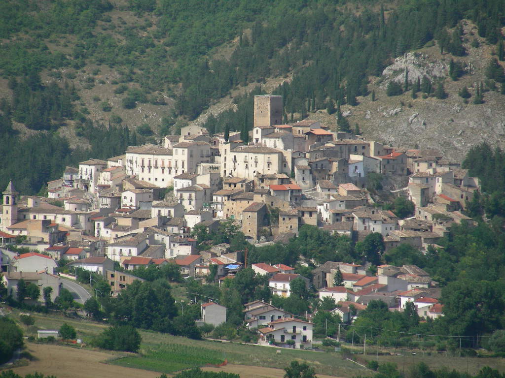 Valle Subequana ... e Castel Di Ieri  in Abruzzo